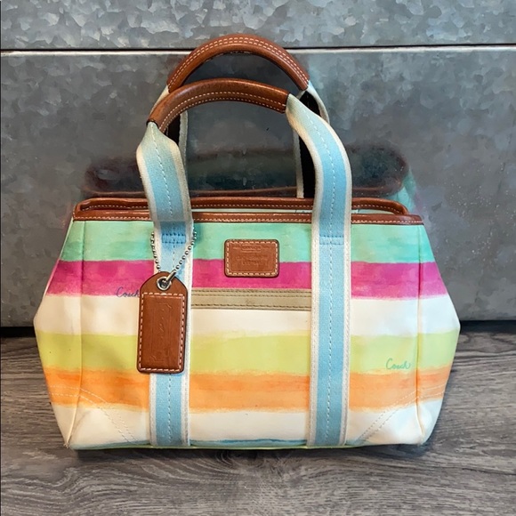 Coach Handbags - Coach Hampton bag